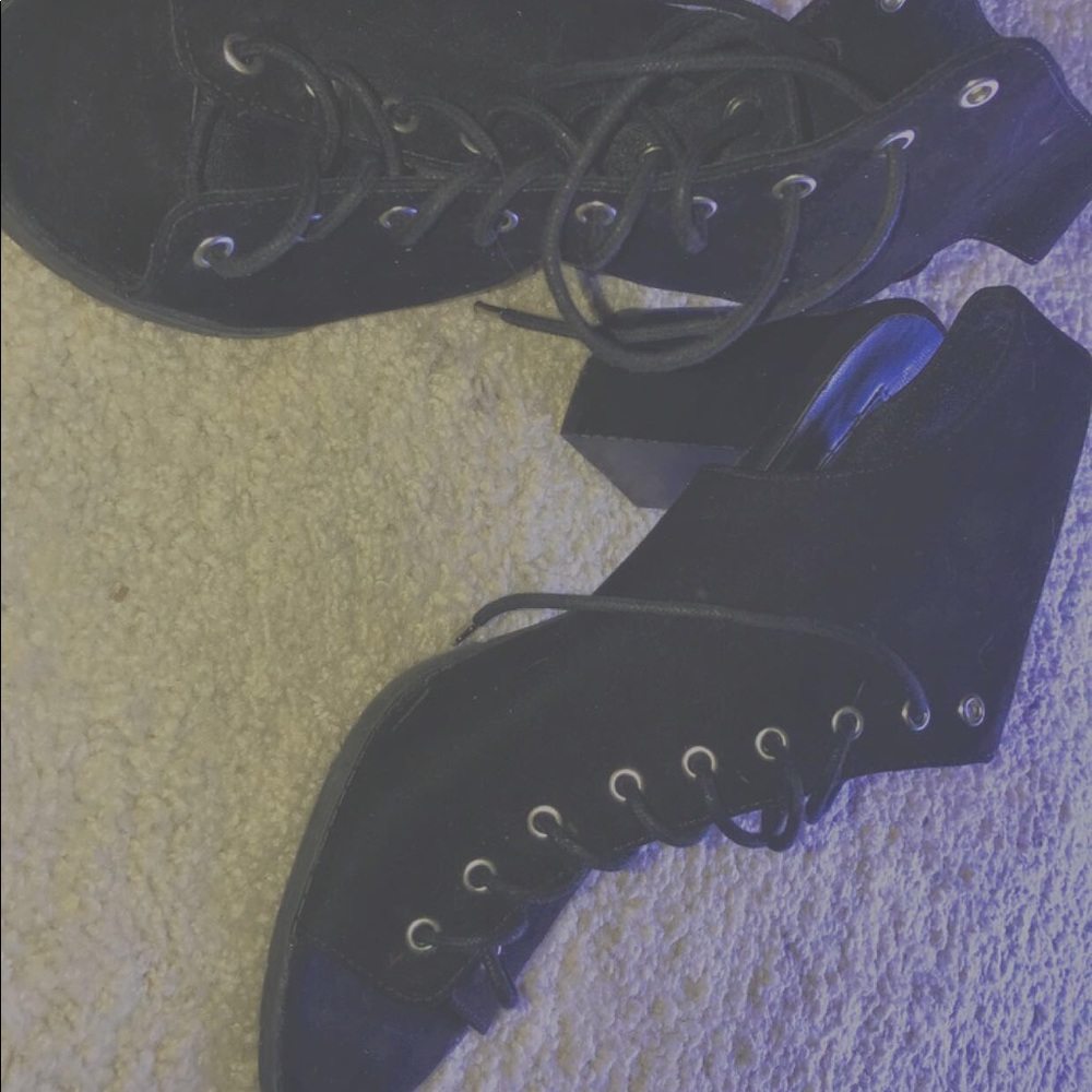 Black Heels